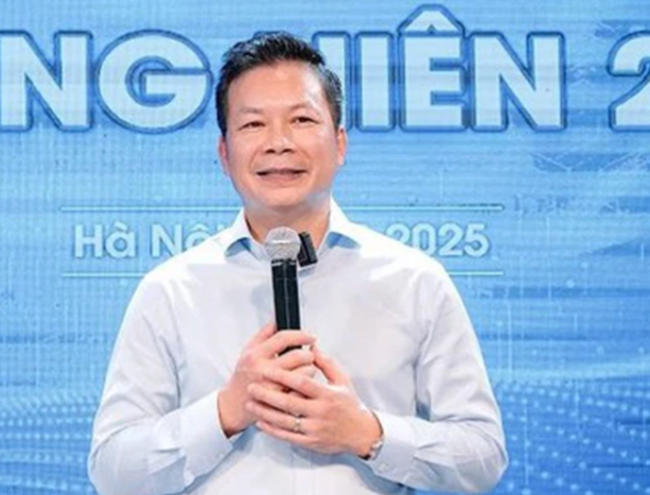 Đã rõ lý do Shark Hưng nộp đơn từ chức ở Cen Land: Bất ngờ thật đấy!