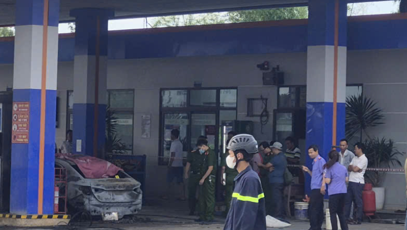 Xuất hiện tài khoản MXH nhận là tài xế vụ ch:áy xe làm 2 người ch:e::t: “Lên tiếng nói điều không ngờ tới”