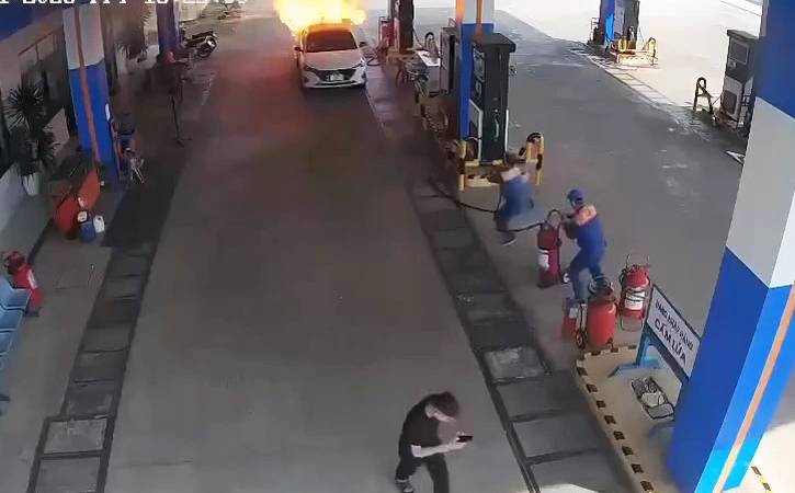 Đã rõ khung hình ph:ạt cho tài xế vụ cháy ô tô ở Đà Nẵng: Chuyến này đi xa quá rồi.