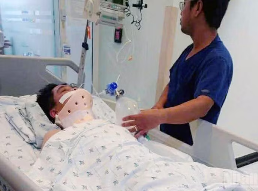 Mẹ của nam sinh học lớp 8 tiết l:ộ: “Vì không có tiền, con tôi phải đi nhặt ve chai để b:á::n lấy tiền nộp cho bạn, không dám xin cha mẹ”